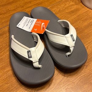 Nike flip flops
